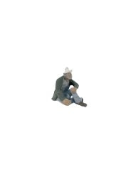 a1211 - Sitting Hobo