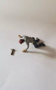 a1229 - Carpenter on Knees