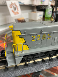 30-20913-1 - O Gauge SW-9 Switcher Diesel Engine w/Proto-Sound 3.0 - Louisville & Nashville (Dixie Union)  Cab# 2285